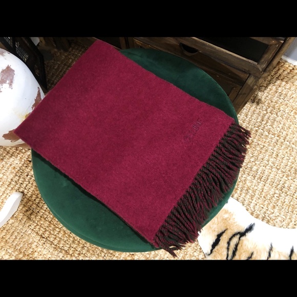 Authentic Celine two-sided Scarf - Picture 15 of 16